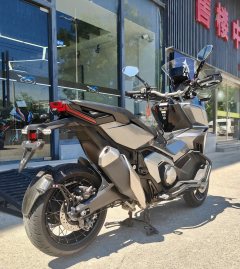 Honda X-ADV 750 - фото 6
