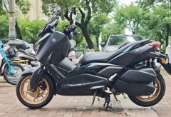 Yamaha XMAX 300 cc - фото 5