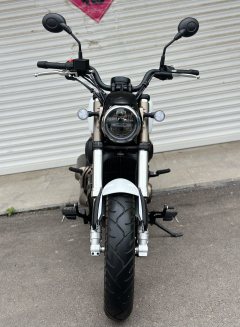 QJMOTOR Flash 300 - фото 2