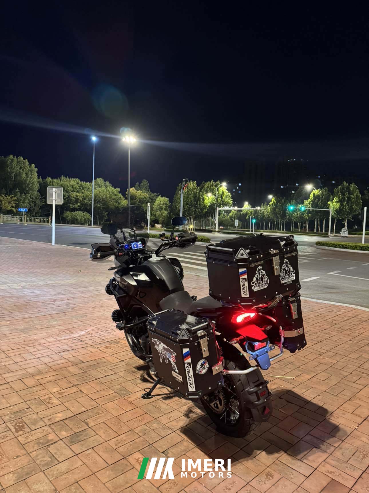 2025 CFMOTO 700MT