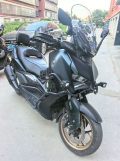 Yamaha XMAX 300 cc - фото 1