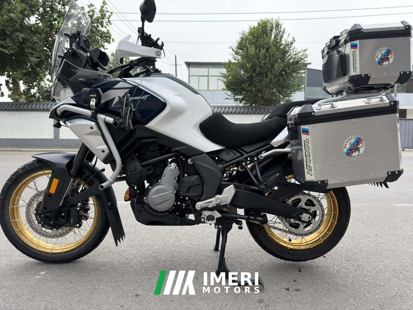2025 CFMOTO 700MT