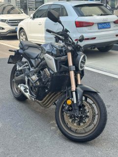 Honda CB650R - фото 1