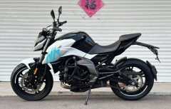 CFMOTO 400NK - фото 3
