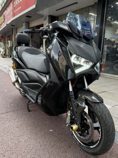 Yamaha XMAX 300 cc - фото 1