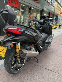 Yamaha XMAX 300 cc - фото 4