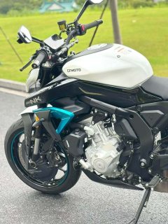 CFMOTO 675NK - фото 2