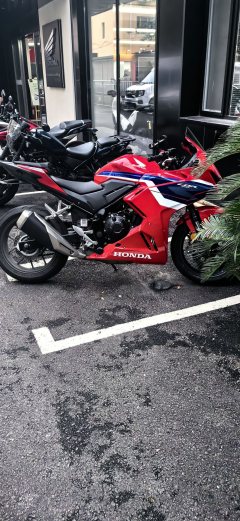 Honda CBR400R - фото 1