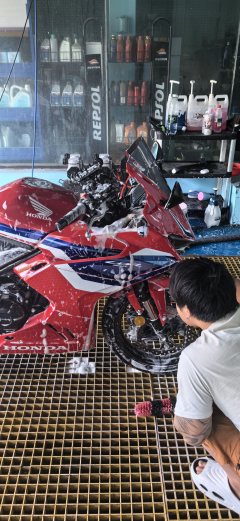 Honda CBR400R - фото 3