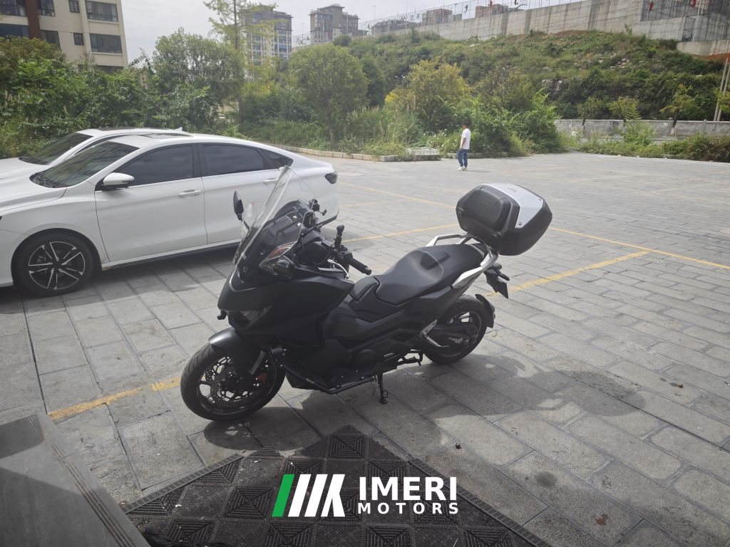 Honda NSS750 - мотоцикл из Китая