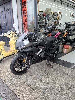 CFMOTO 250SR - фото 1