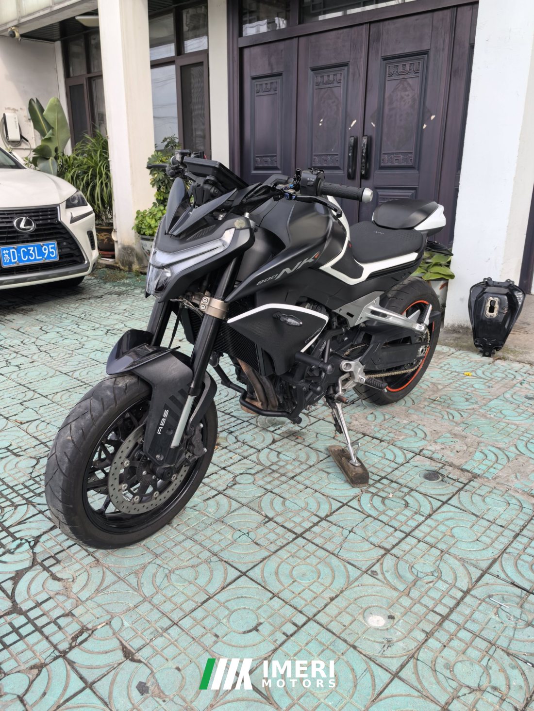 CFMOTO 800NK - мотоцикл из Китая