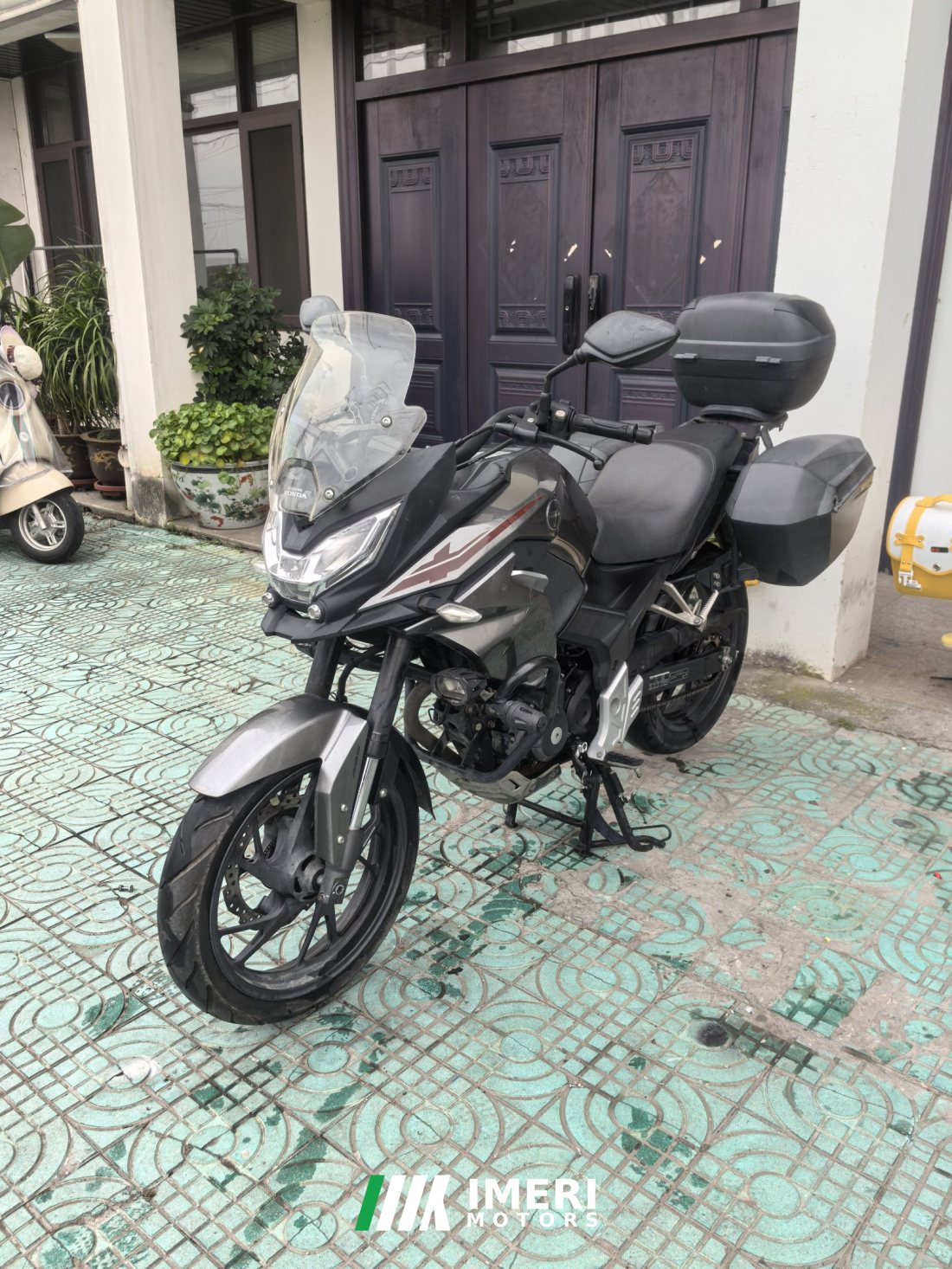 Sundiro Honda CBF190X - мотоцикл из Китая