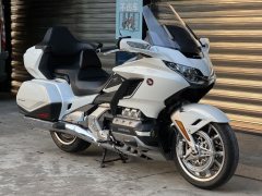 Honda Gold Wing GL1800 - фото 1