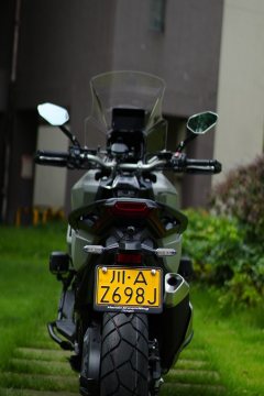 Honda X-ADV 750 - фото 3