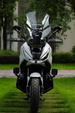 Honda X-ADV 750 - фото 5