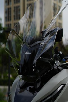 Honda X-ADV 750 - фото 9