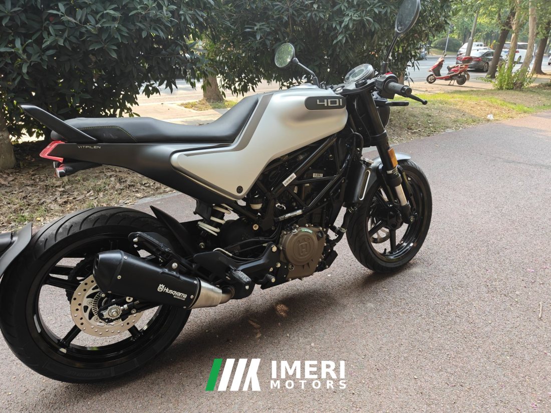 HUSQVARNA 401 400 cc - мотоцикл из Китая