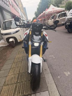 BMW F 900 R - фото 2