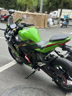 Kawasaki ZX-4R 400 cc - фото 6