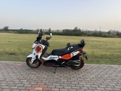 Yamaha XMAX 300 cc - фото 2