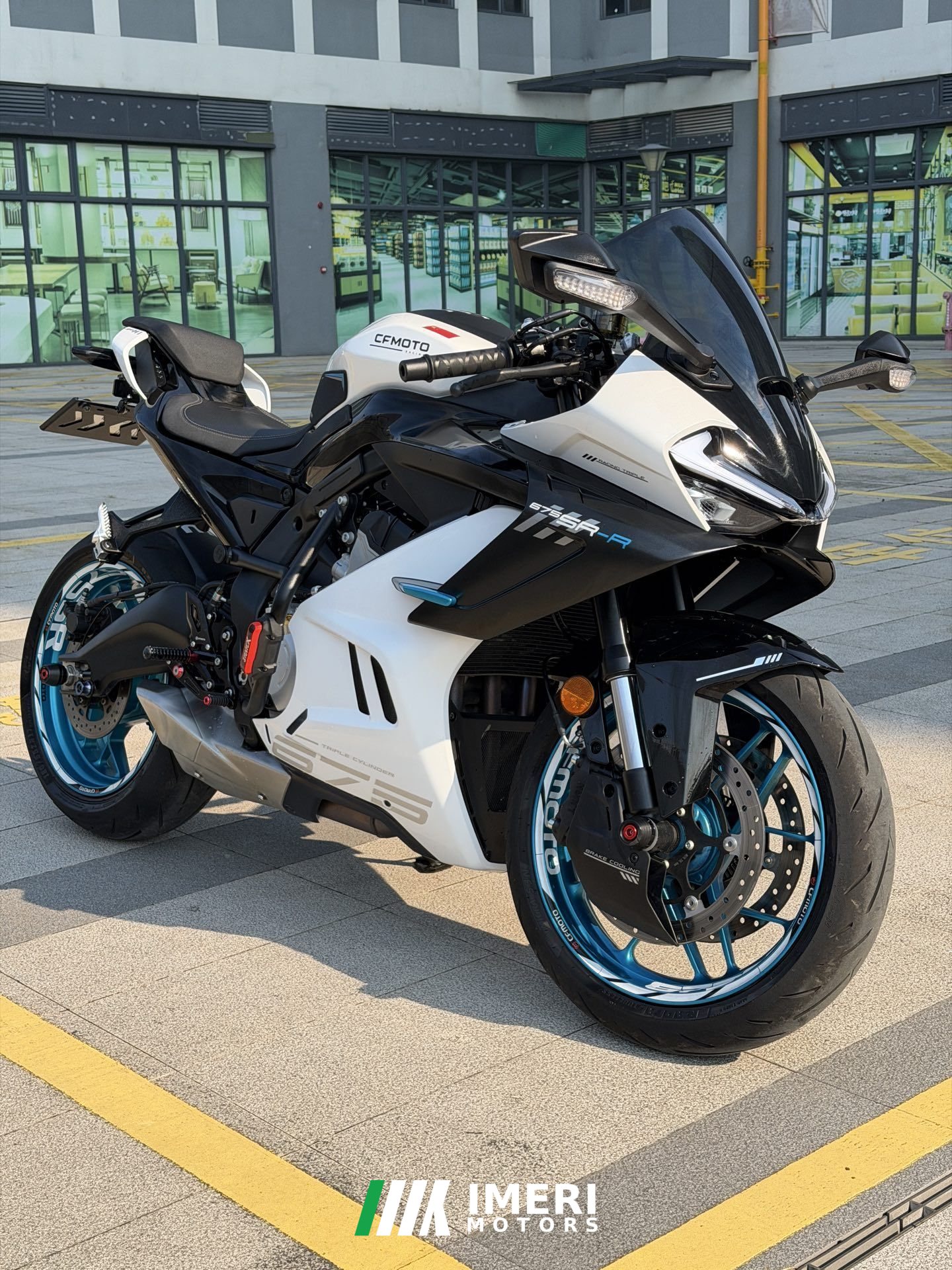 2024 CFMOTO 675SR-R