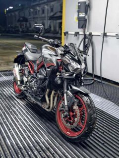 Kawasaki Z900 950 cc - фото 3