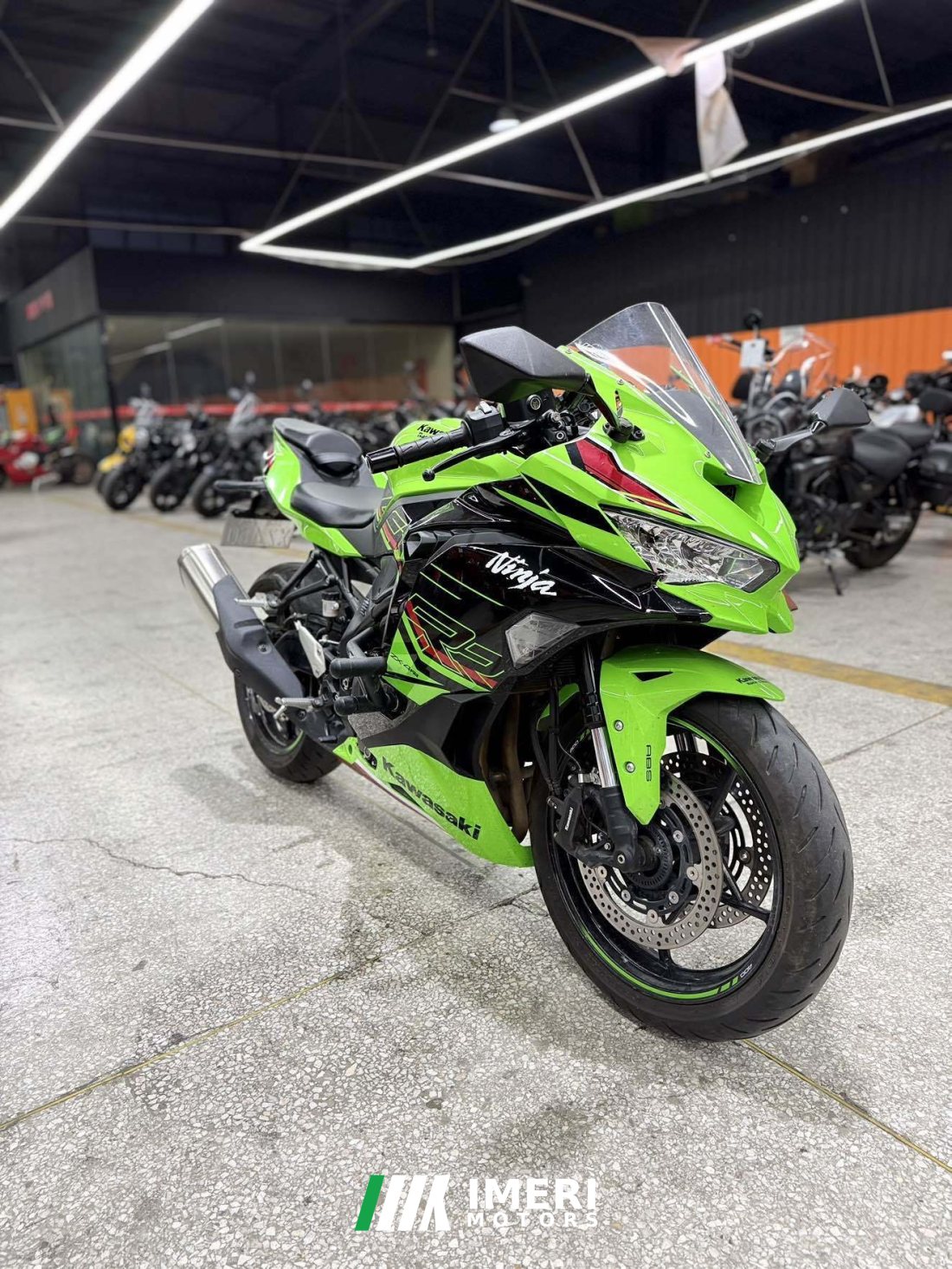 Kawasaki ZX-4R 400 cc - мотоцикл из Китая