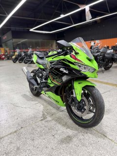 Kawasaki ZX-4R 400 cc - фото 1