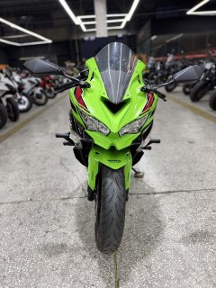 Kawasaki ZX-4R 400 cc - фото 2