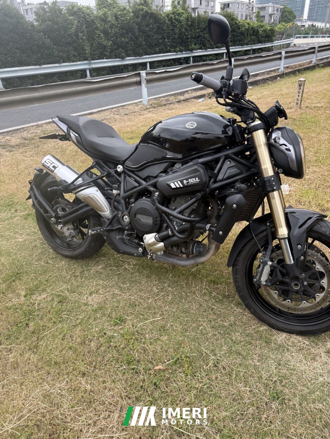 Benelli 752S 750 cc - мотоцикл из Китая