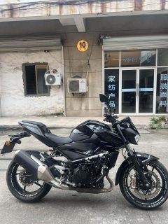 Kawasaki Z400 - фото 2