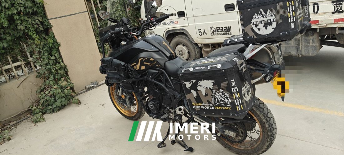 Benelli TRK702 700 cc - мотоцикл из Китая