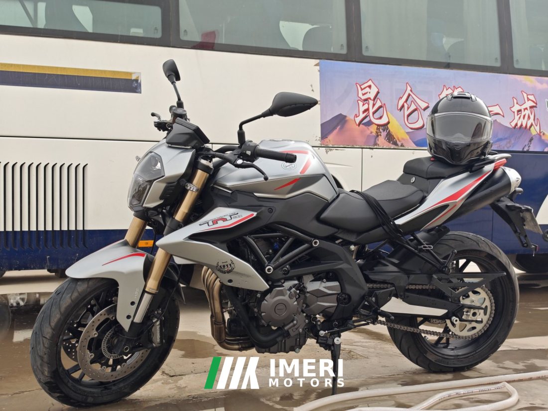 Benelli TNT600i - мотоцикл из Китая