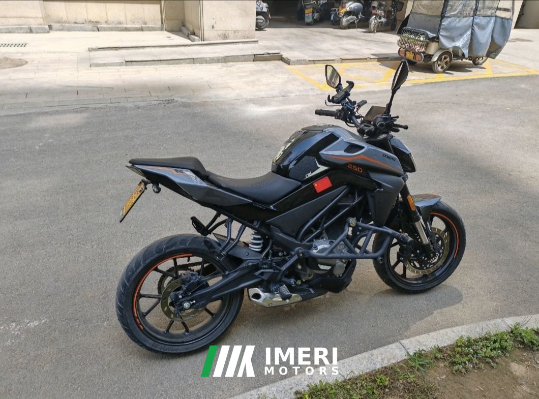 CFMOTO 250NK - мотоцикл из Китая