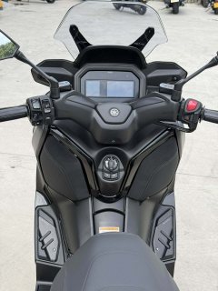 Yamaha XMAX 300 cc - фото 6