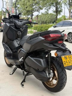Yamaha XMAX 300 cc - фото 9