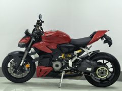 Ducati Street Fighter V2 950 cc - фото 1