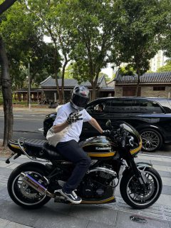 Kawasaki Z900RS 950 cc - фото 2