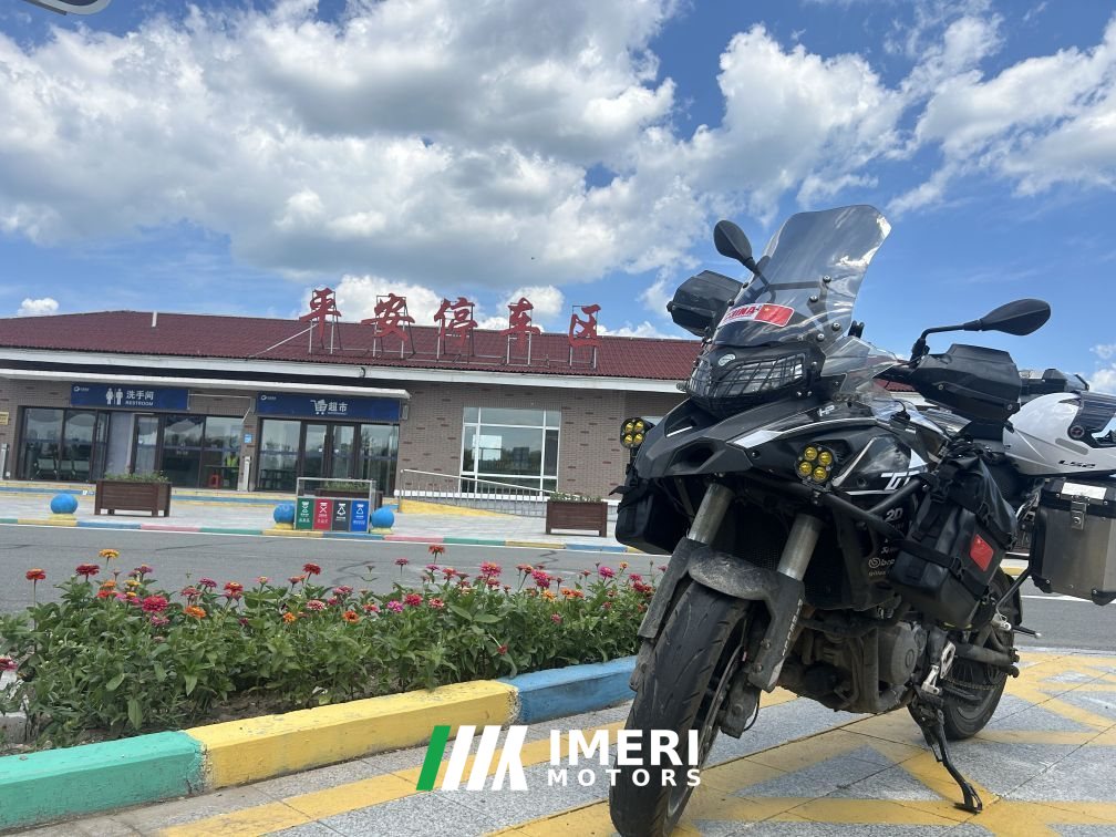Benelli TRK502 500 cc - мотоцикл из Китая