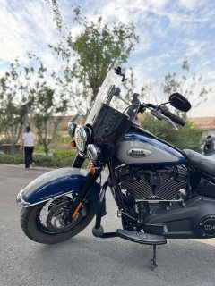Harley-Davidson Heritage Classic 1870 cc - фото 6