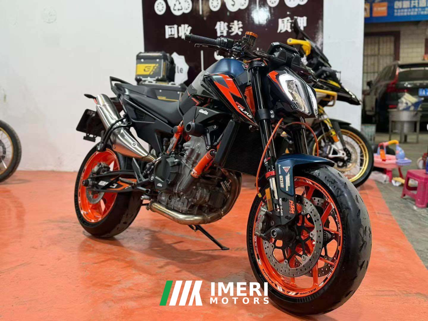 2024 KTMR2R 890 Duke 900 cc