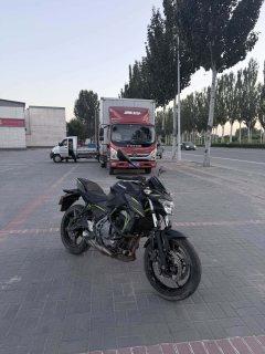 Kawasaki Z650 - фото 1