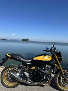 Kawasaki Z900RS 950 cc - фото 2
