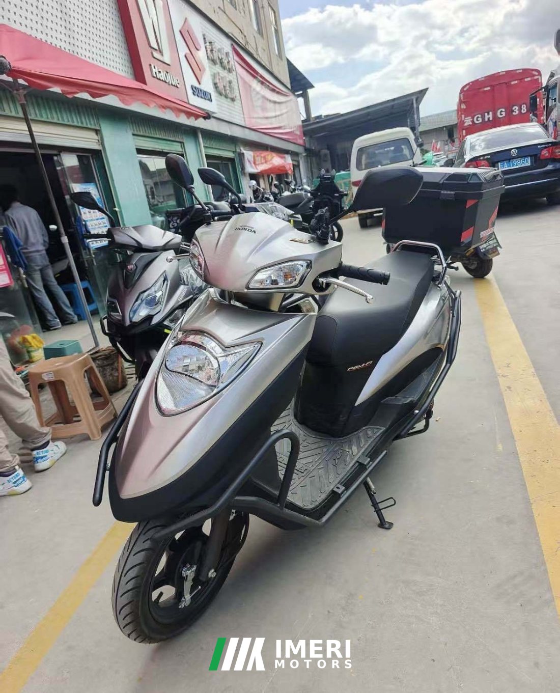 Sundiro Honda NS125D - мотоцикл из Китая