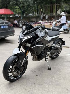 CFMOTO 800NK - фото 3