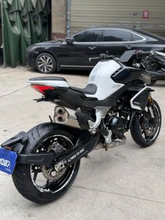 CFMOTO 800NK - фото 4