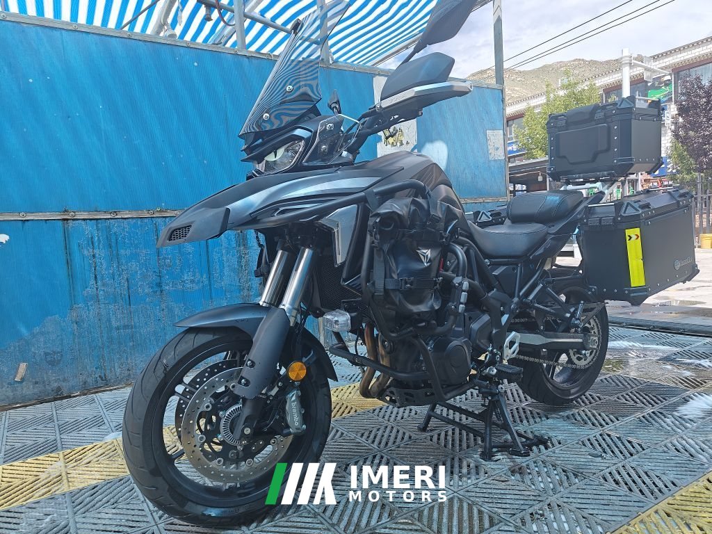 Benelli TRK702 700 cc - мотоцикл из Китая