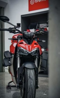 Ducati Street Fighter V4 1100 cc - фото 2