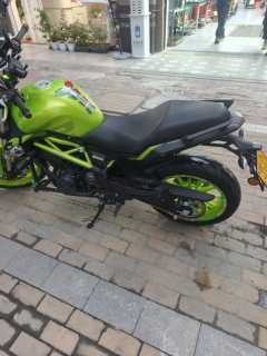 Benelli TNT 300 / BN 302S - фото 2